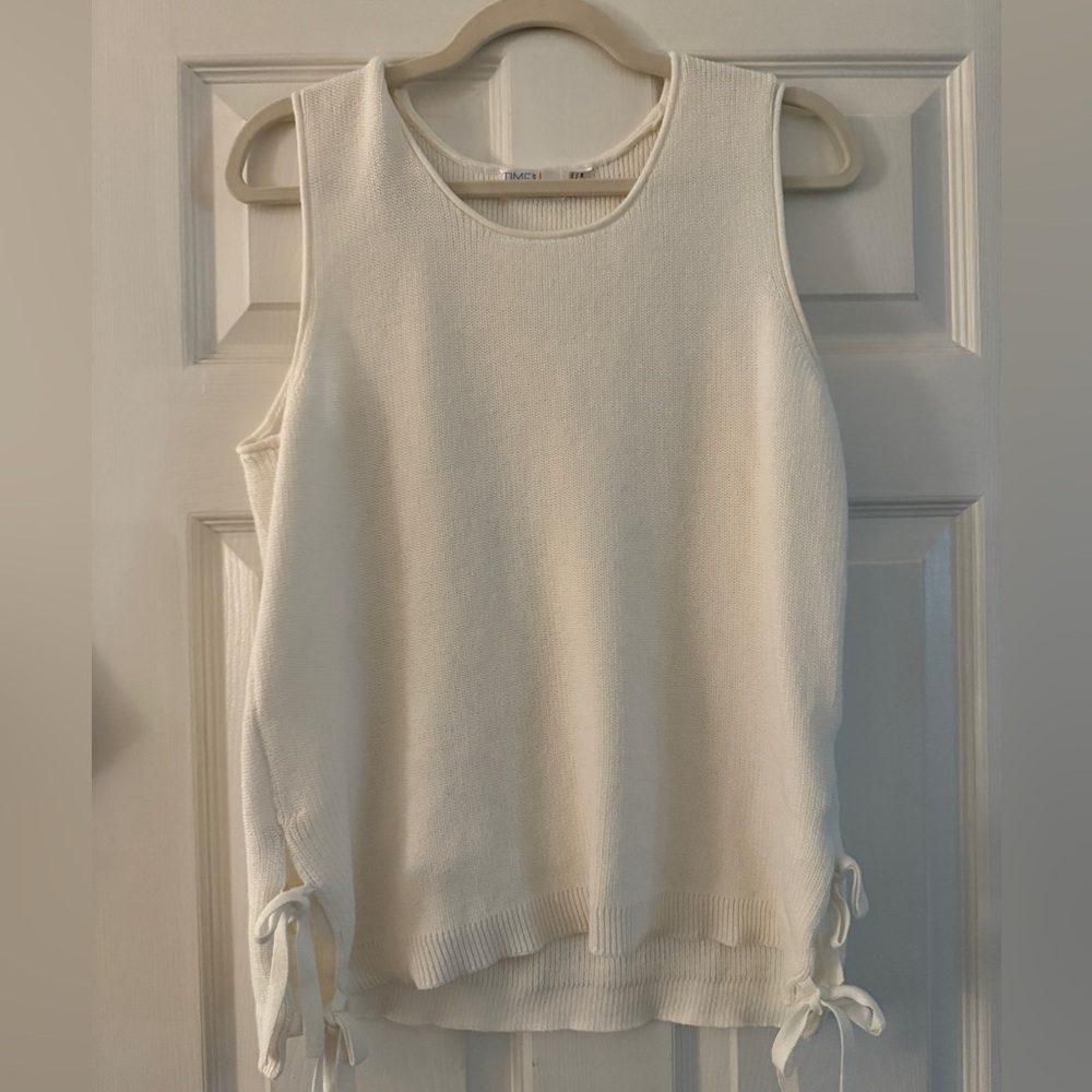 Time and Tru Cream Tank Top with Side Ties